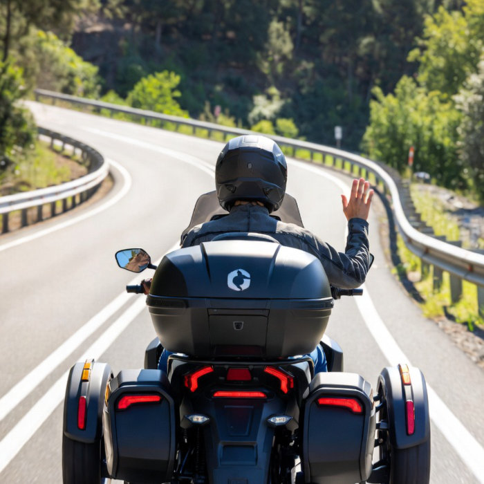 Can-Am guide 1-year listing